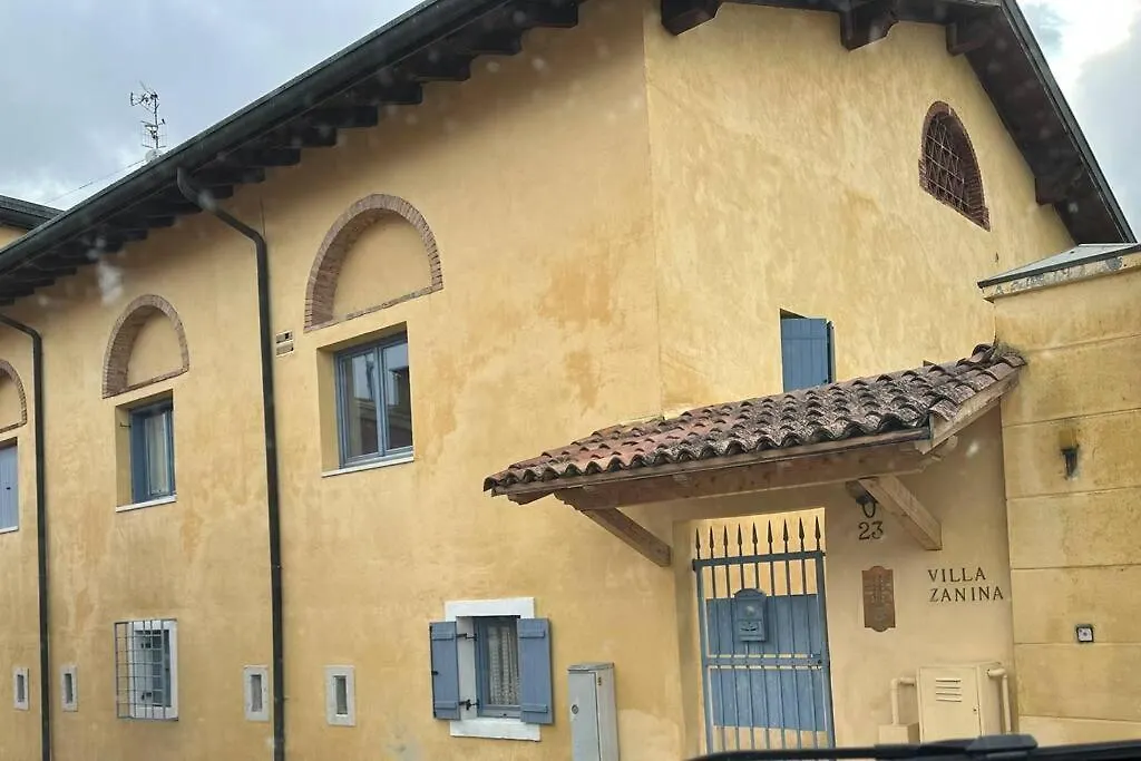 Villa Zanina Peschiera del Garda 0*,
